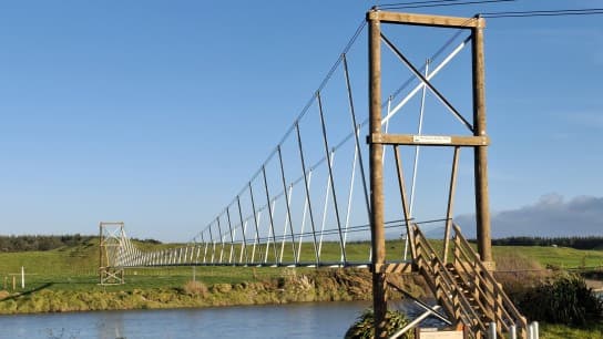 Whangaehu Bridge, Te Araroa Trail