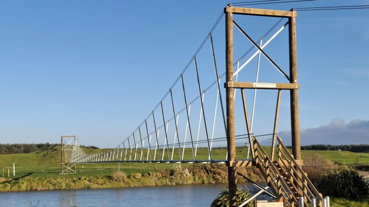 Firstgas helps bridge the gap for Te Araroa walkers