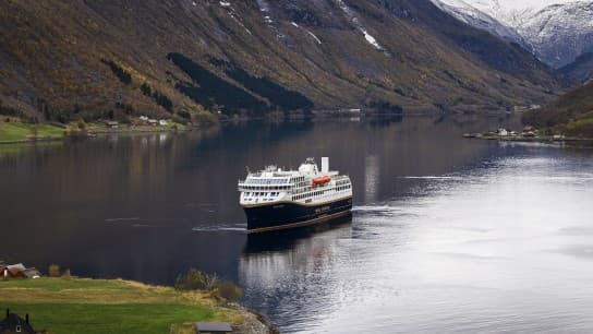 b52fc08e 17be 4488 8be9 aee8a1169fad lowres