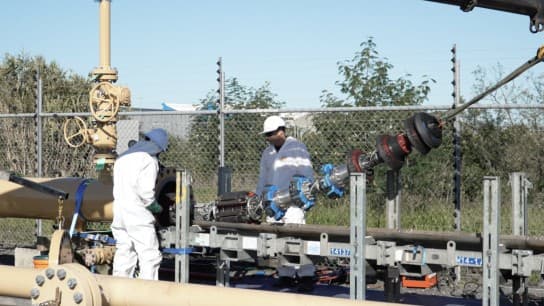 working on pigging pipe